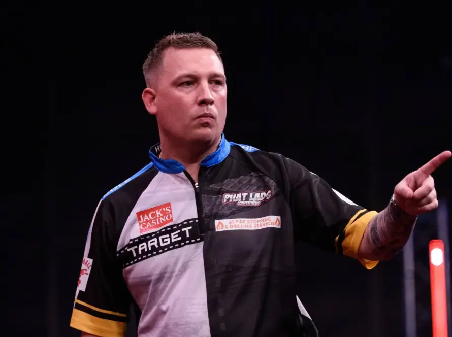 chris dobey darts player