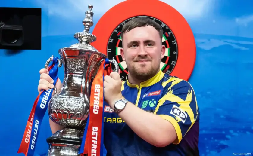 luke littler world matchplay